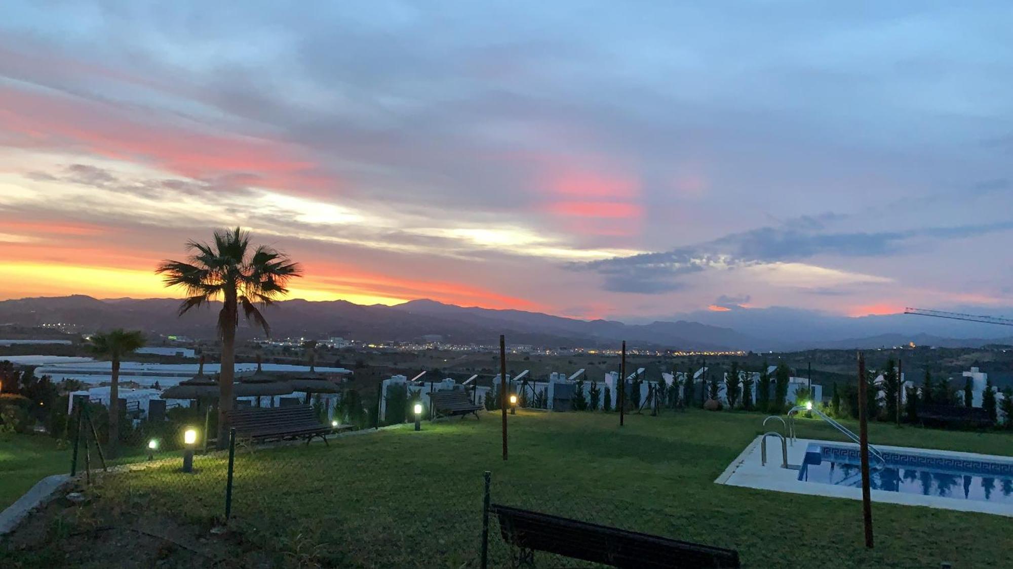Relaxation, Golf & Caleta De Velez